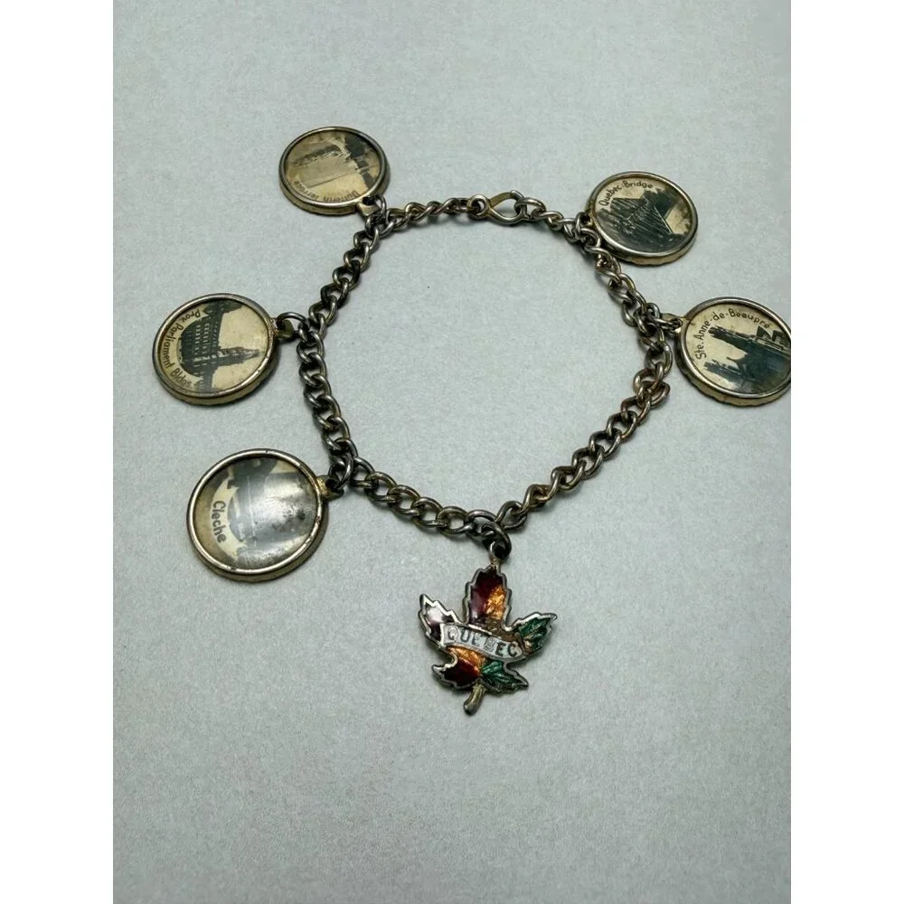 Antique Canadian Charm Bracelet Quebec Souvenir Silver Tone - Picture 1 of 9